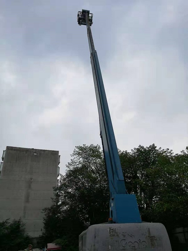 高空作业车 高空作业车